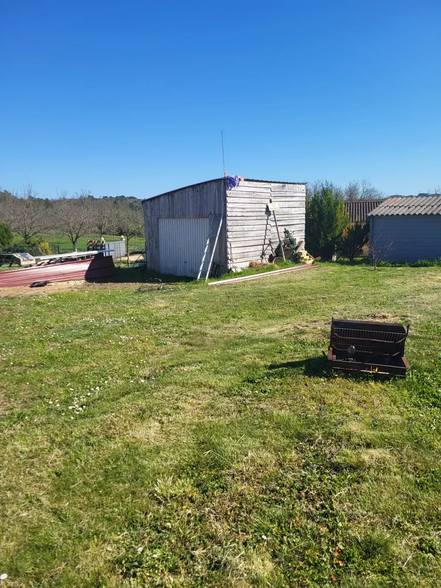 Charmante maison de plain-pied avec 3 chambres à Castelnaud-la-Chapelle 
