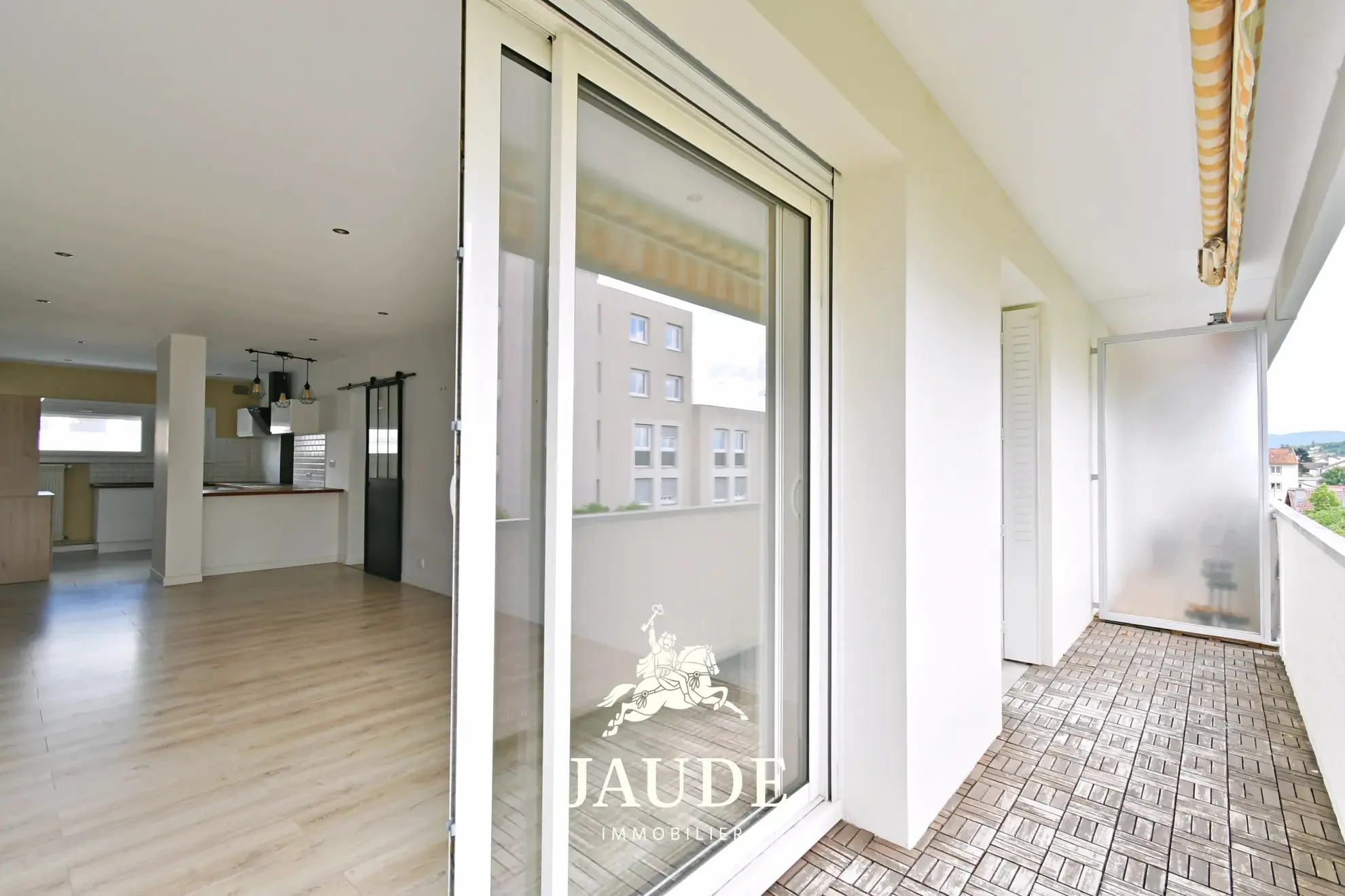 Appartement T3 de 60m² avec balcon et garage à Clermont-Ferrand 