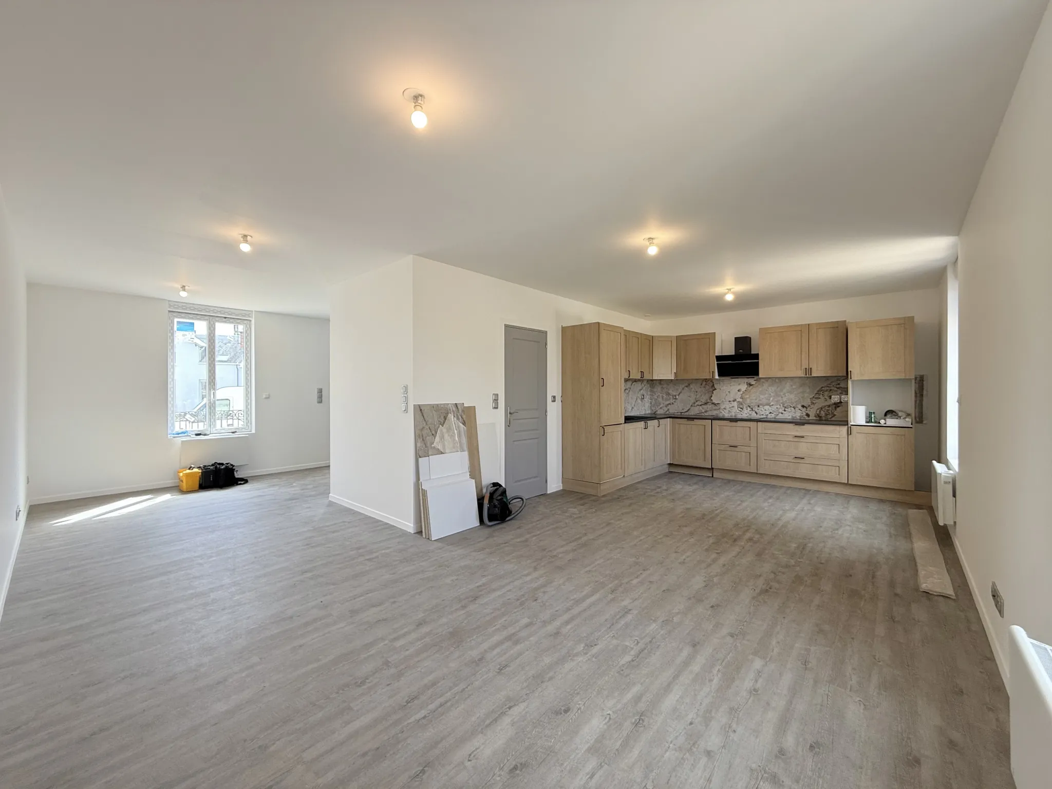 Maison individuelle de 85 m² avec 4 chambres à Vierzon, secteur calme 