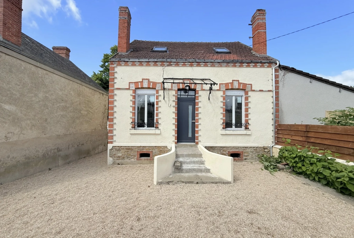 Maison individuelle de 85 m² avec 4 chambres à Vierzon, secteur calme 