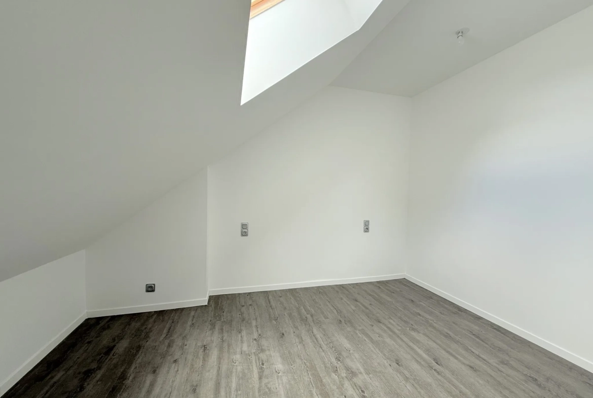 Maison individuelle de 85 m² avec 4 chambres à Vierzon, secteur calme 