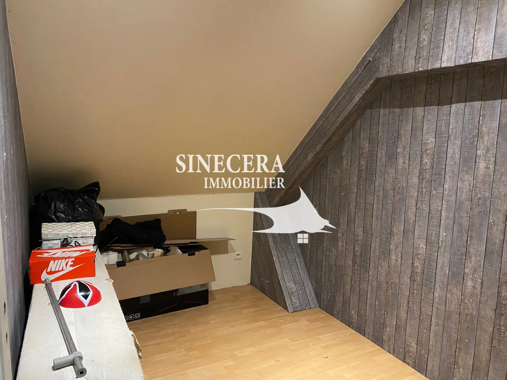 Maison de ville avec terrain à Riberac - 4 chambres et terrasse suspendue 