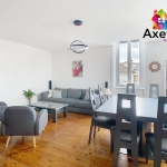 Appartement T6 rénové de 165 m² au Coteau avec cave et proximité commodités