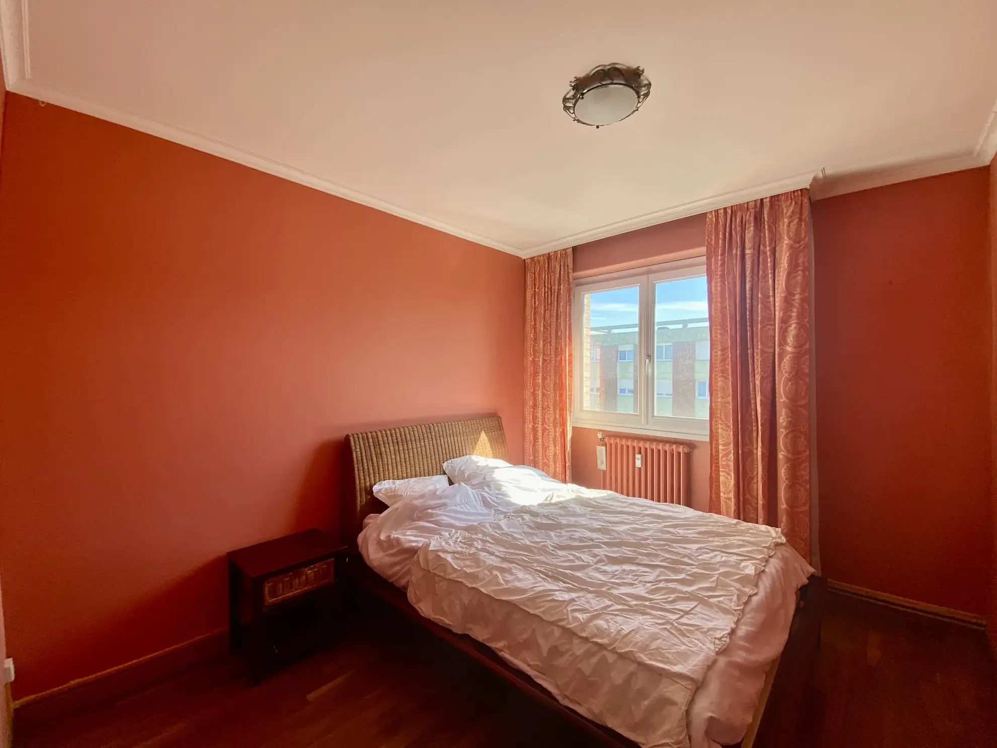 Appartement d’exception à Maubeuge avec 3 chambres, balcon et garage 
