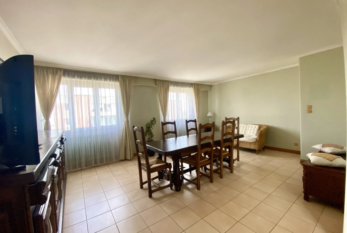 Appartement d’exception à Maubeuge avec 3 chambres, balcon et garage 