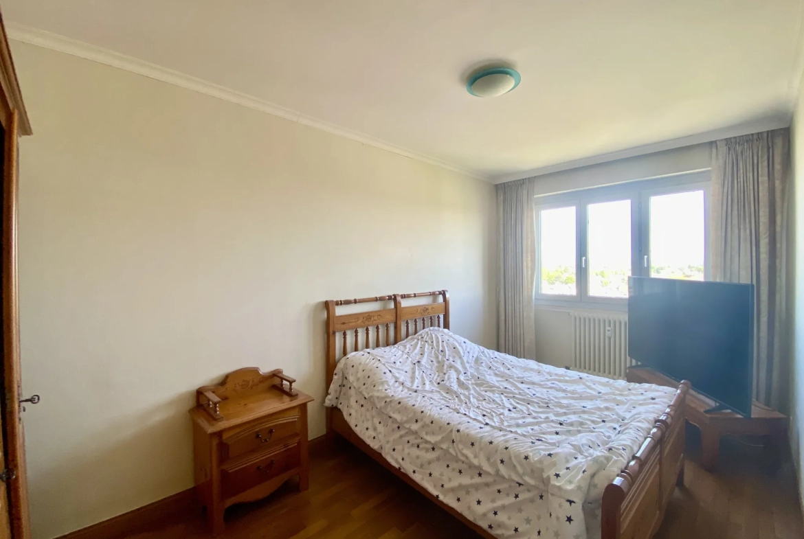 Appartement d’exception à Maubeuge avec 3 chambres, balcon et garage 