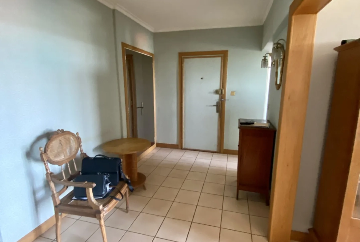 Appartement d’exception à Maubeuge avec 3 chambres, balcon et garage 