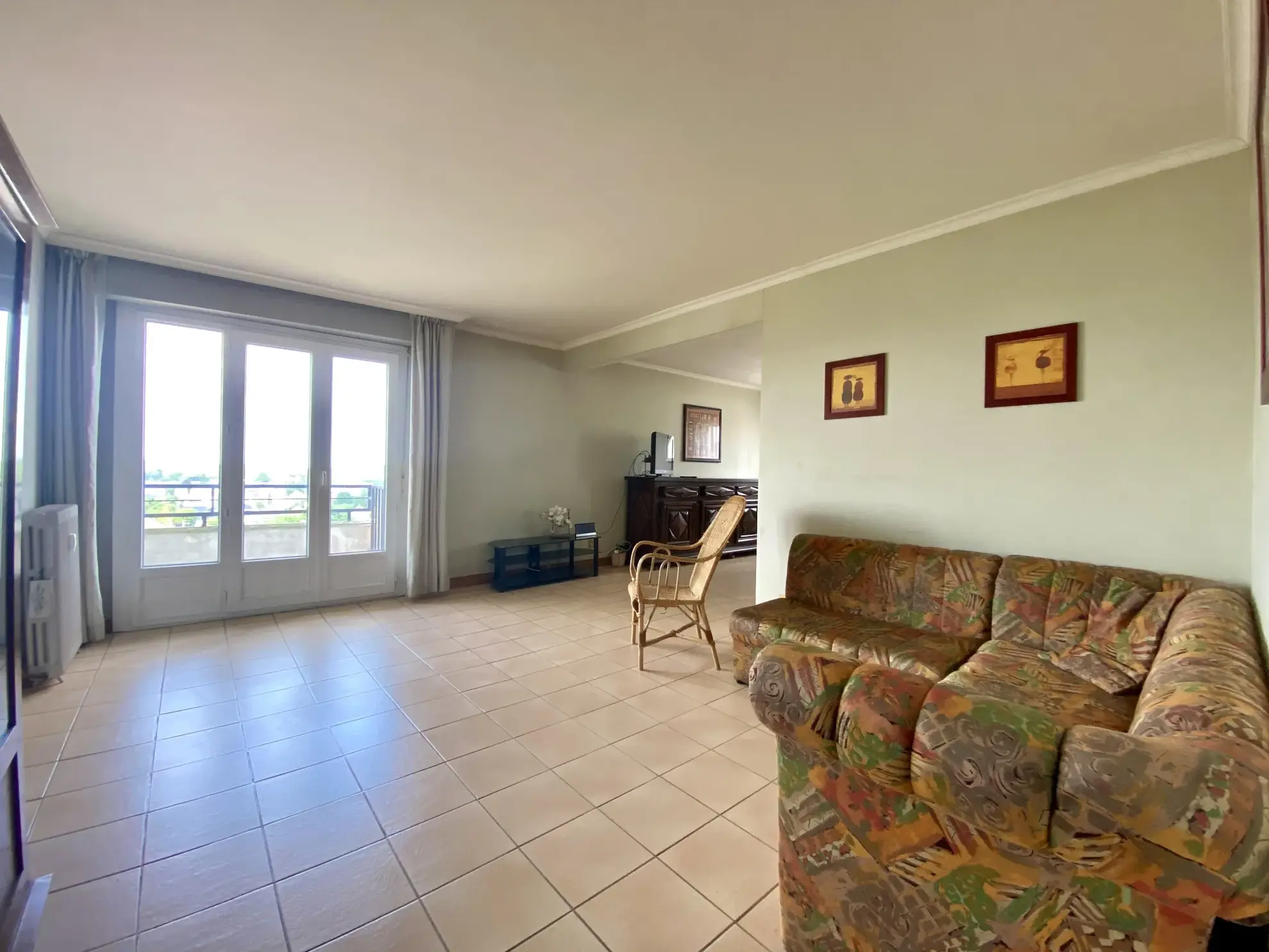 Appartement d’exception à Maubeuge avec 3 chambres, balcon et garage 
