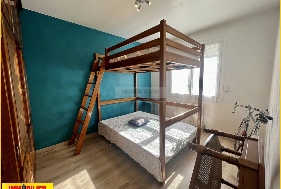 Charmante maison familiale à Landiras avec grand jardin et garage, proche centre 