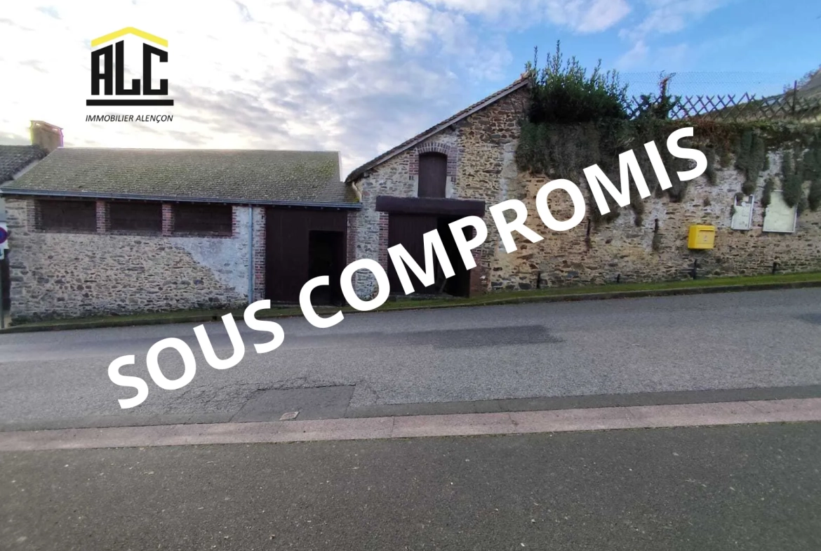 Maison à vendre de 45 m² à Douillet, 3 garages et terrain de 200 m² 