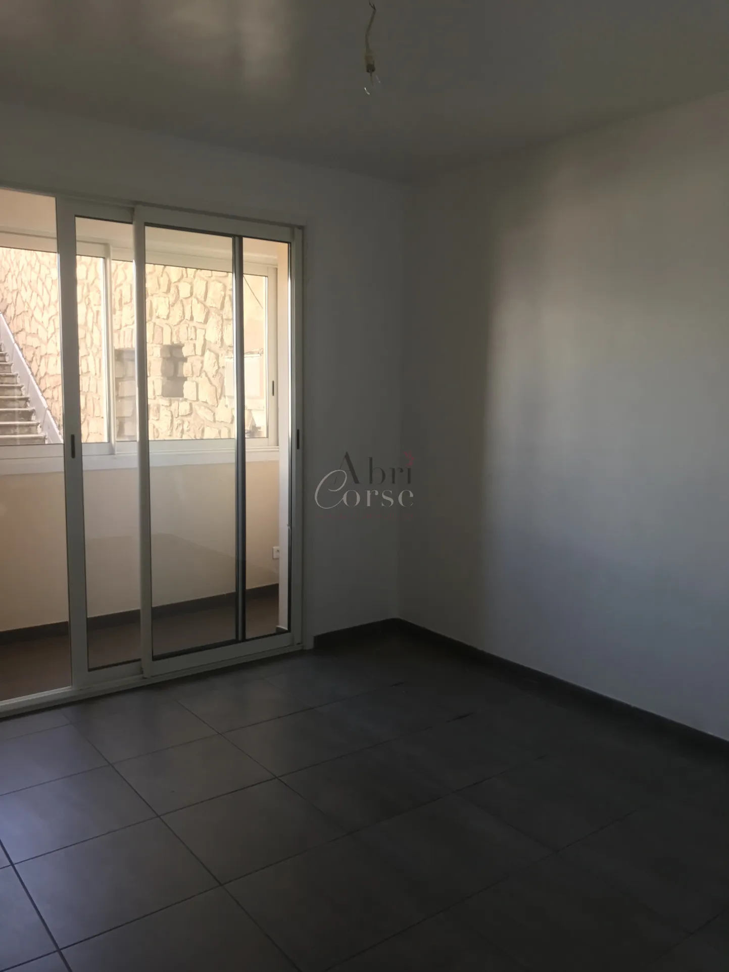 Appartement T3 de 53 m² à vendre à Ajaccio, secteur Laetitia 
