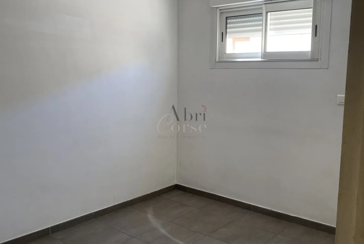 Appartement T3 de 53 m² à vendre à Ajaccio, secteur Laetitia 