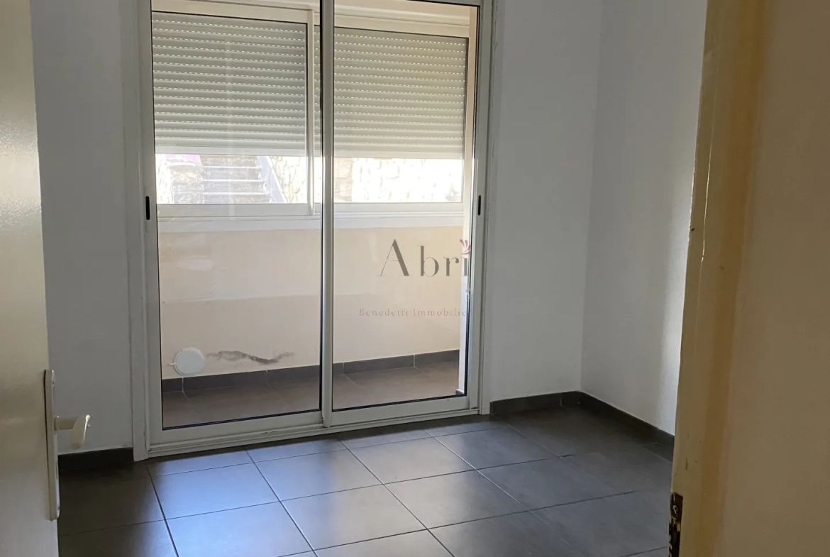 Appartement T3 de 53 m² à vendre à Ajaccio, secteur Laetitia 