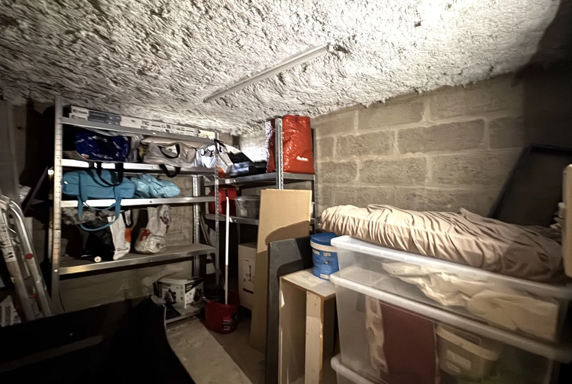 A vendre appartement 4 pièces à Meaux, dernier étage, proche parc du Patis 