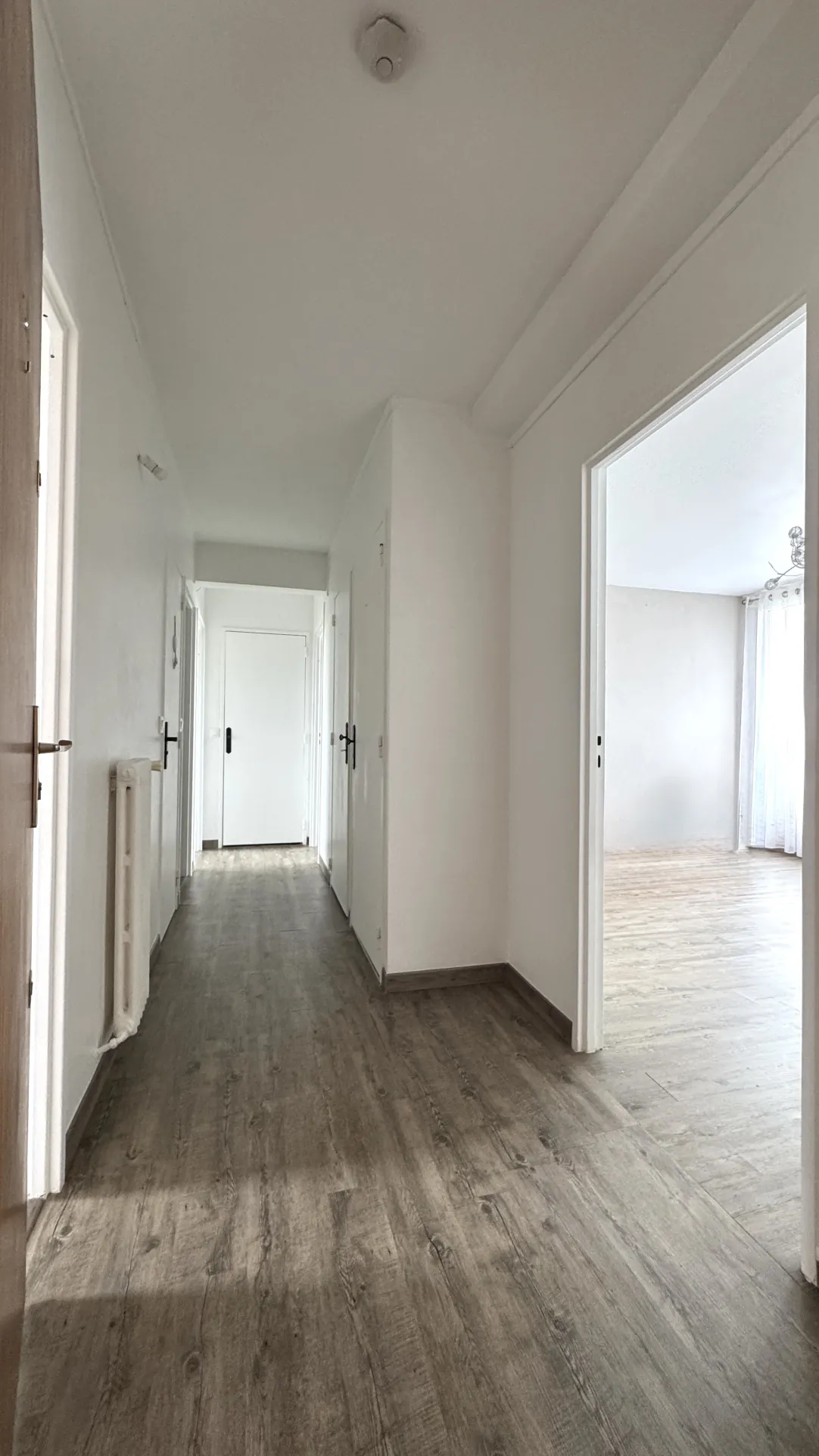 A vendre appartement 4 pièces à Meaux, dernier étage, proche parc du Patis 