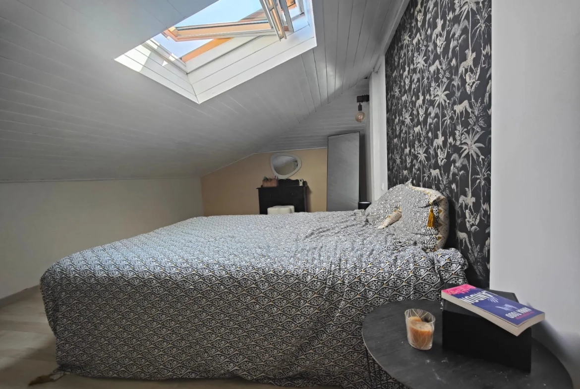 Maison de plain-pied avec garage et jardin à La Réole – 120 m² 
