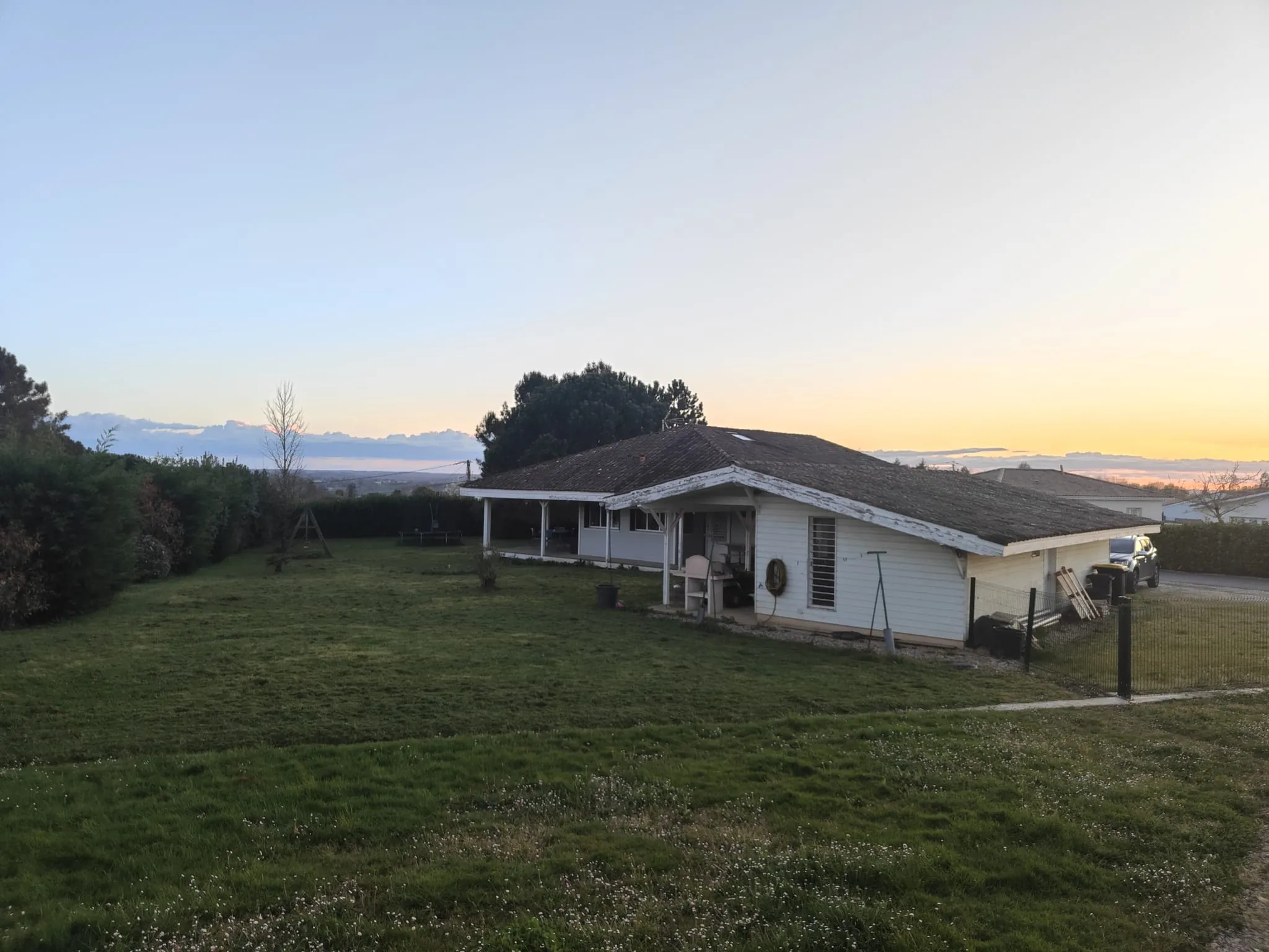 Maison de plain-pied avec garage et jardin à La Réole – 120 m² 