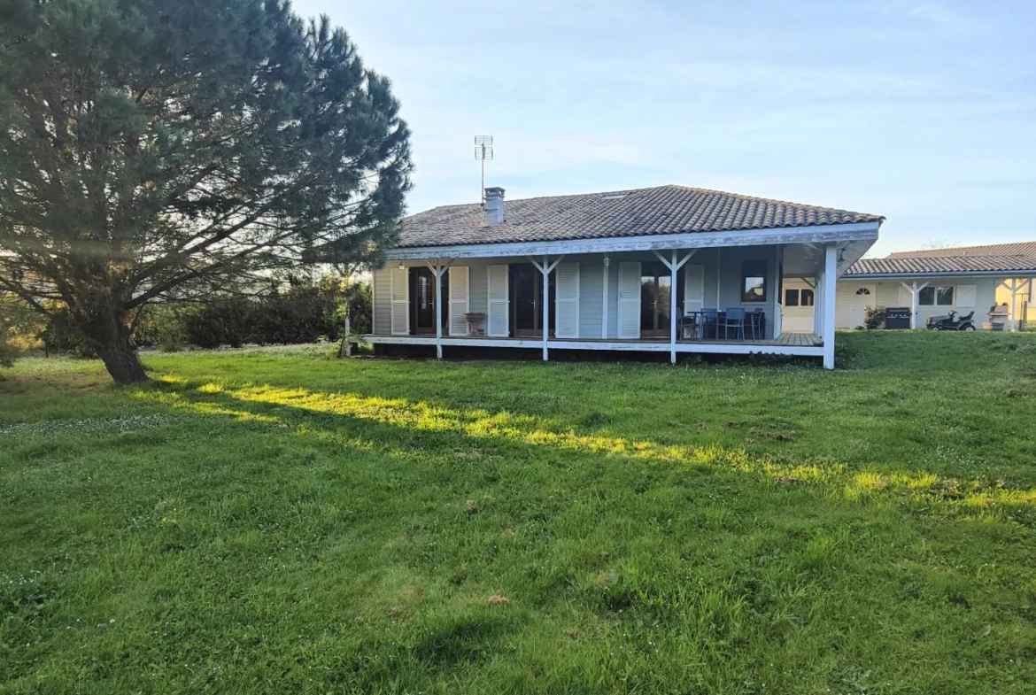 Maison de plain-pied avec garage et jardin à La Réole – 120 m² 