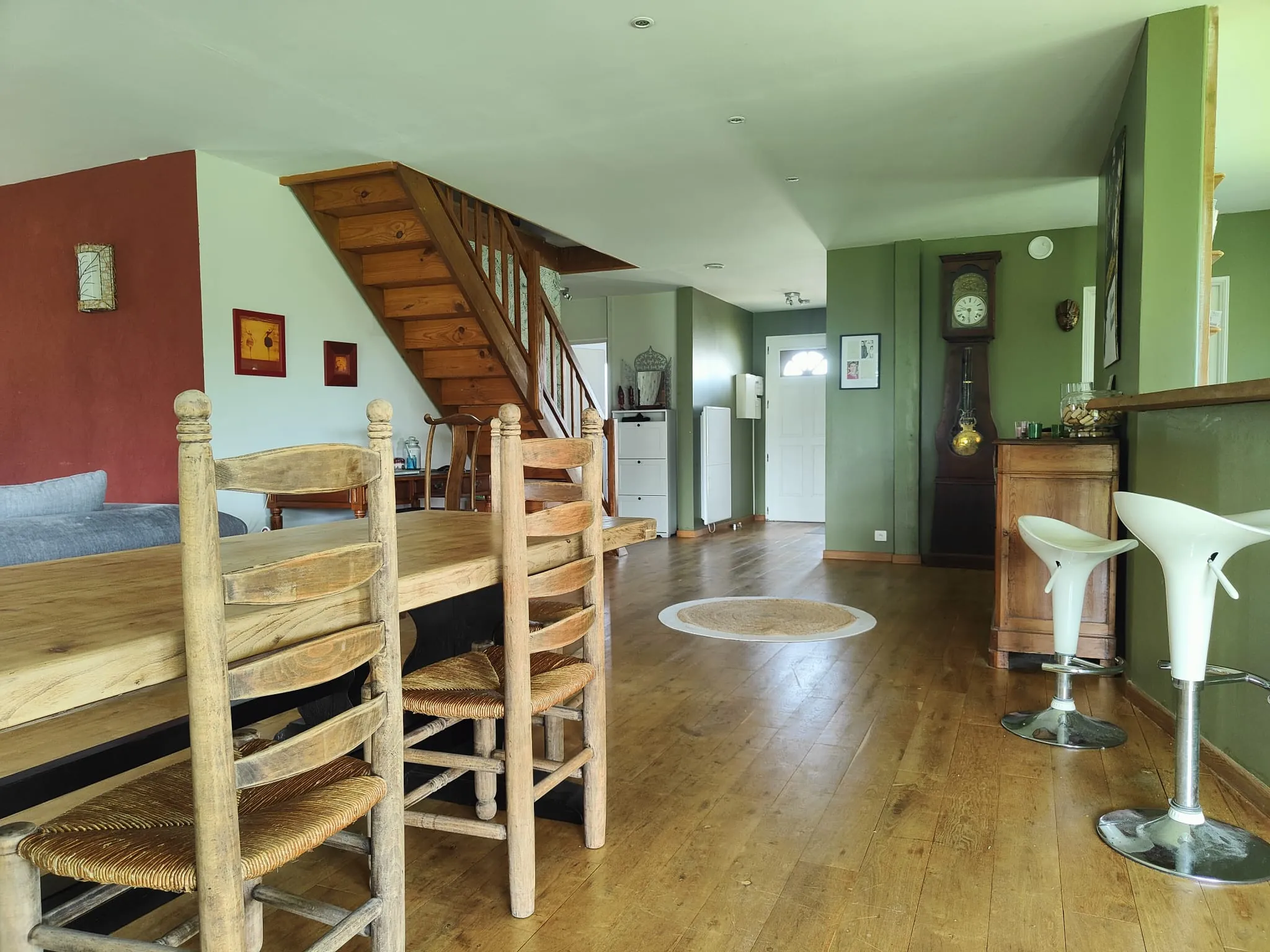 Maison de plain-pied avec garage et jardin à La Réole – 120 m² 