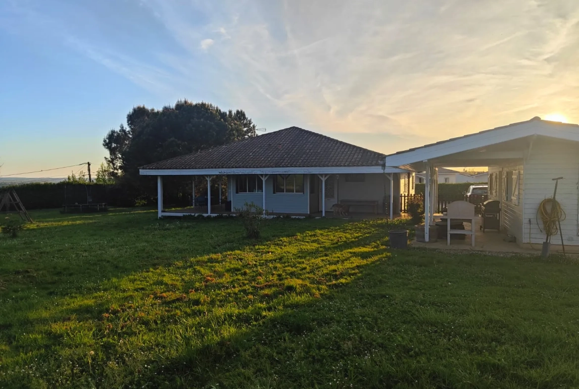 Maison de plain-pied avec garage et jardin à La Réole – 120 m² 