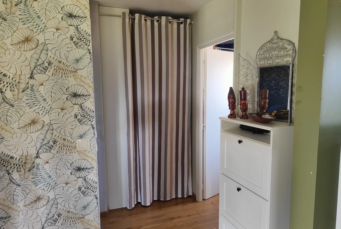 Maison de plain-pied avec garage et jardin à La Réole – 120 m² 