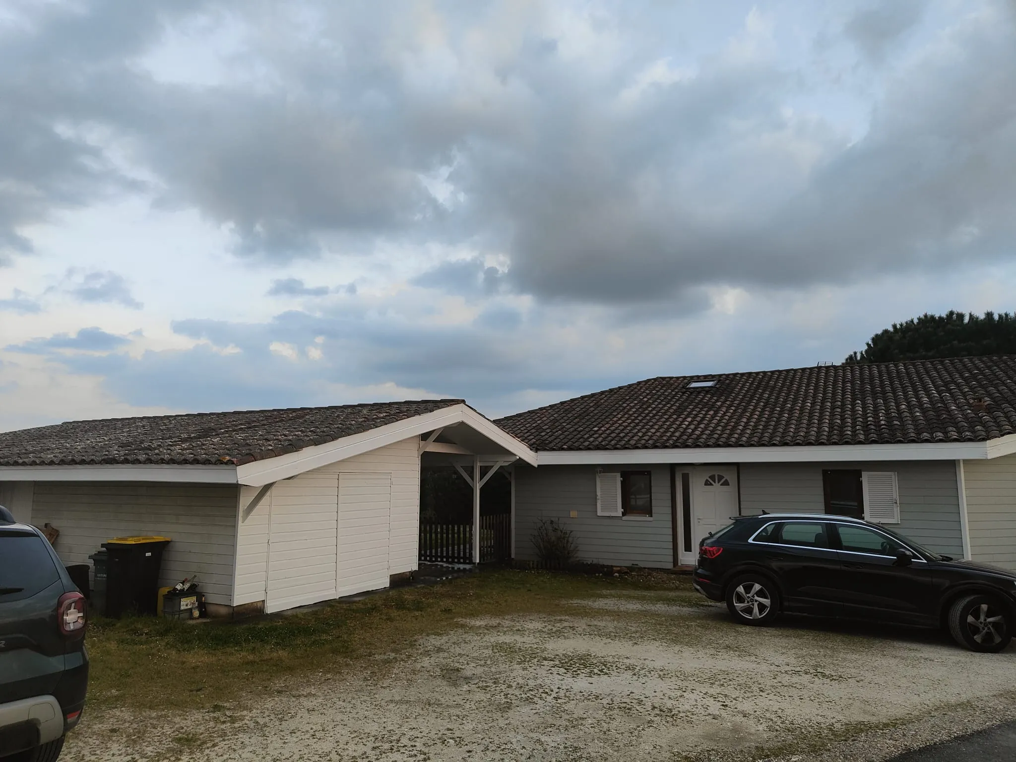 Maison de plain-pied avec garage et jardin à La Réole – 120 m² 