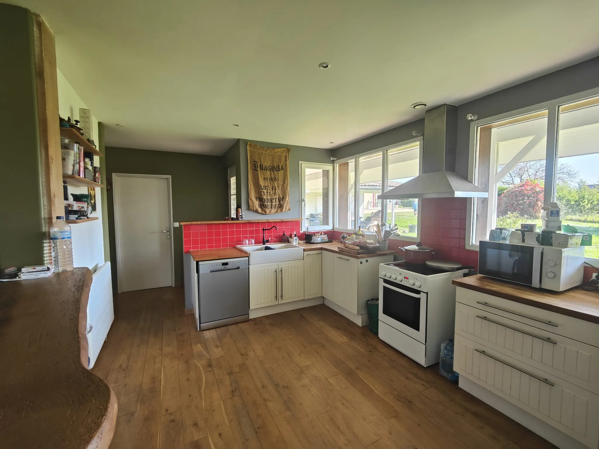 Maison de plain-pied avec garage et jardin à La Réole – 120 m² 