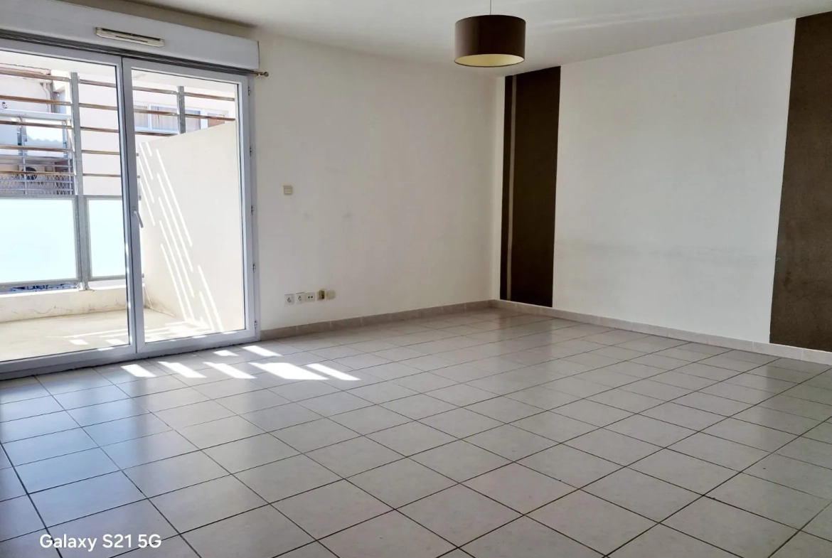 Achat appartement 2 pièces lumineux à Istres - Résidence La Pinède 