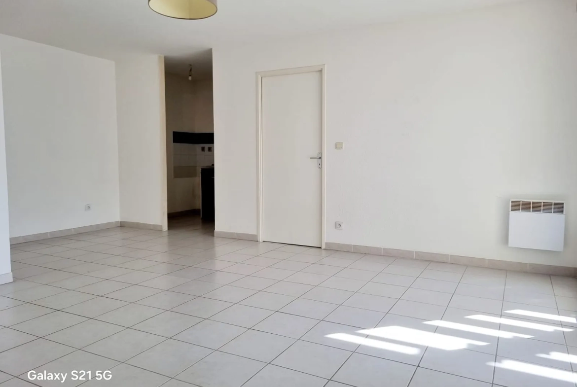 Achat appartement 2 pièces lumineux à Istres - Résidence La Pinède 