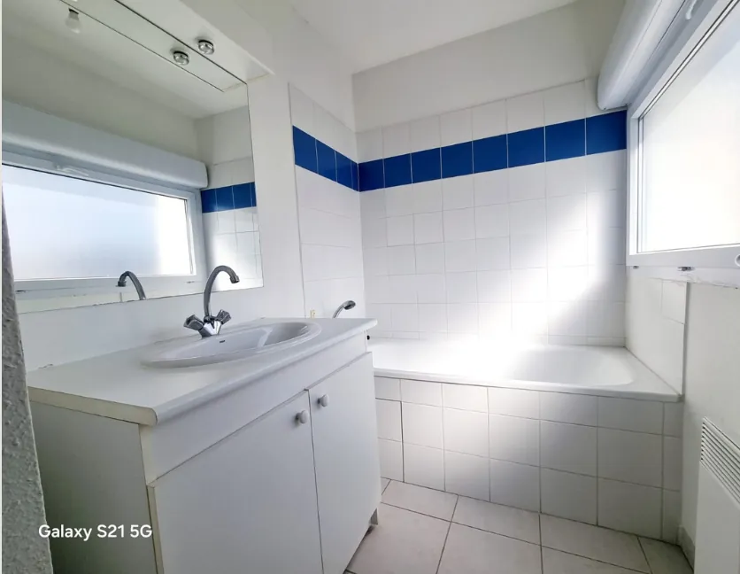 Achat appartement 2 pièces lumineux à Istres - Résidence La Pinède 