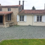 Maison à rénover avec 4 chambres, jardin et garage à Saint Rémy - 79410