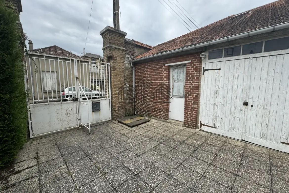 Maison 110 m² à Caudebec-lès-Elbeuf avec jardin et dépendance 