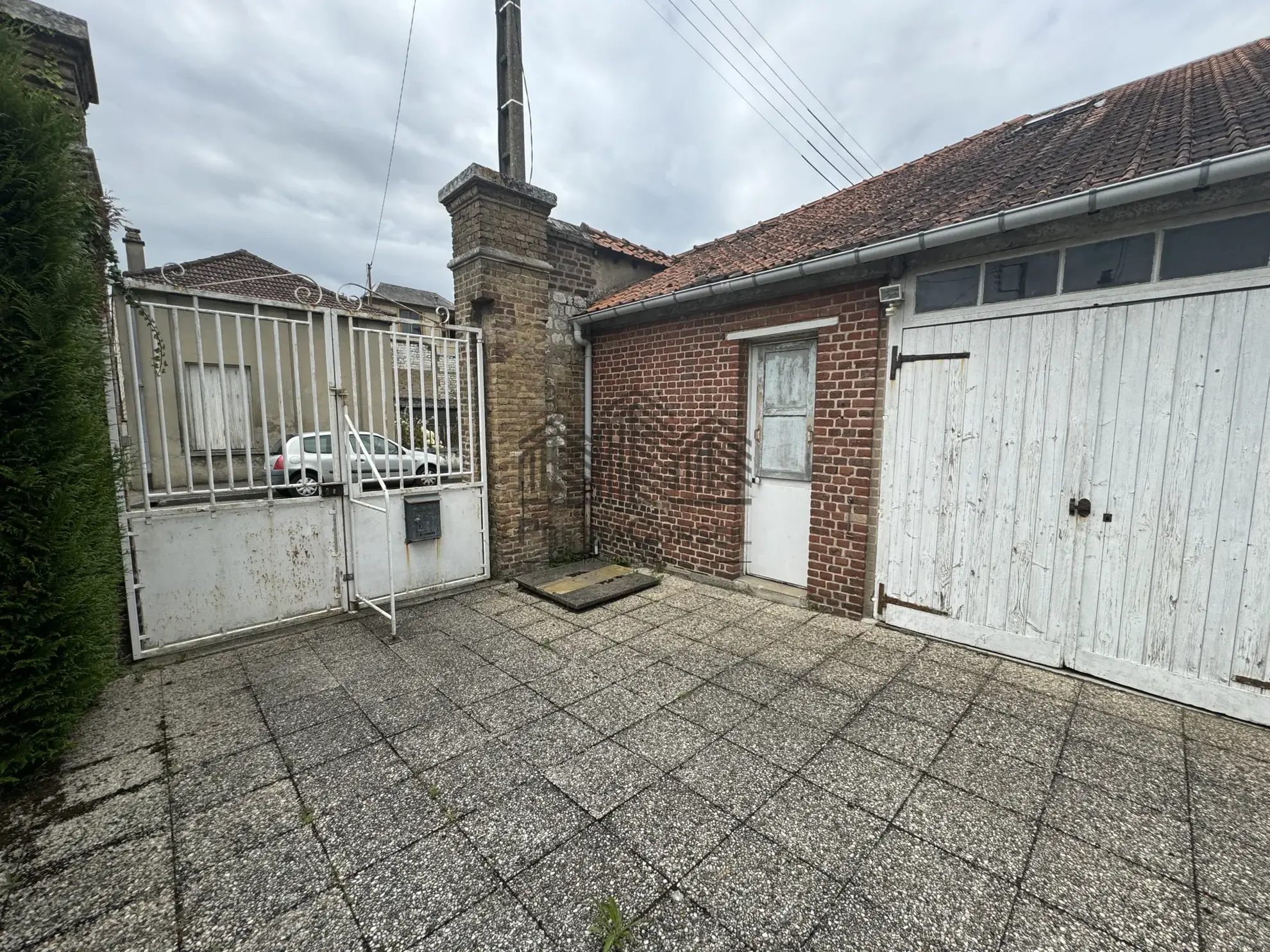 Maison 110 m² à Caudebec-lès-Elbeuf avec jardin et dépendance 