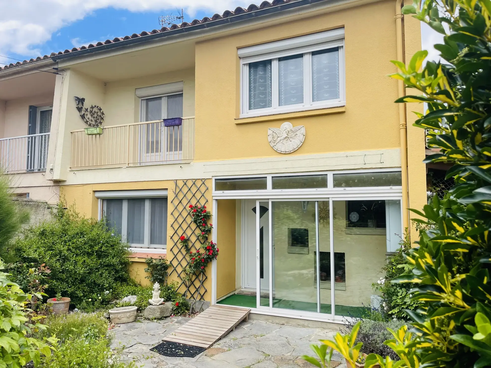 Belle maison avec piscine et annexe à Carcassonne Montlegun, secteur calme et verdoyant 