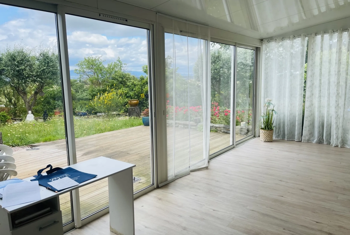 Belle maison avec piscine et annexe à Carcassonne Montlegun, secteur calme et verdoyant 