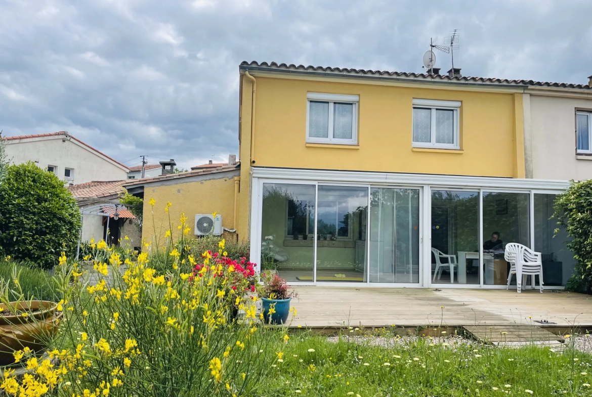 Belle maison avec piscine et annexe à Carcassonne Montlegun, secteur calme et verdoyant 