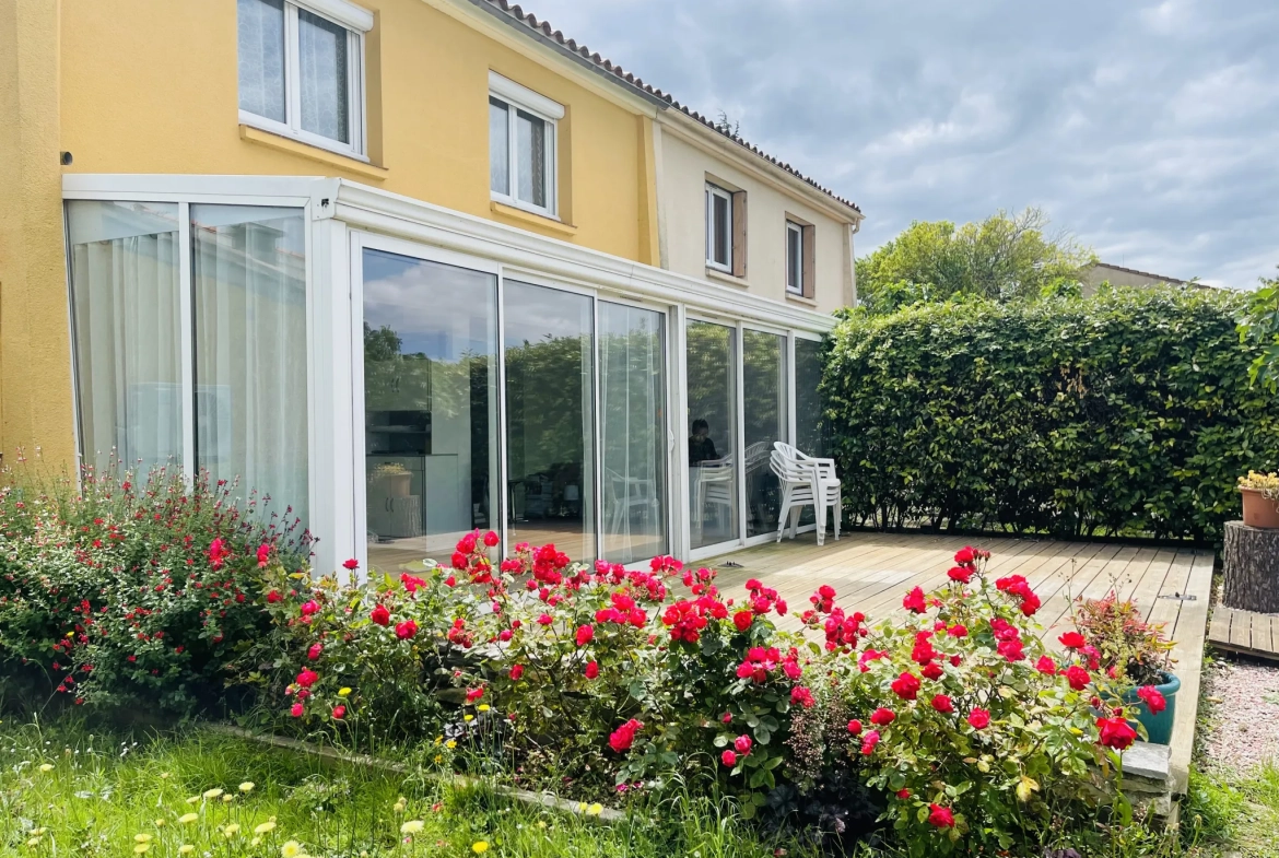Belle maison avec piscine et annexe à Carcassonne Montlegun, secteur calme et verdoyant 