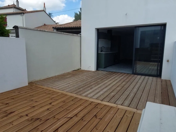 Appartement neuf de 62 m² avec terrasse et parking à Niort dans le secteur Les Brizeaux
