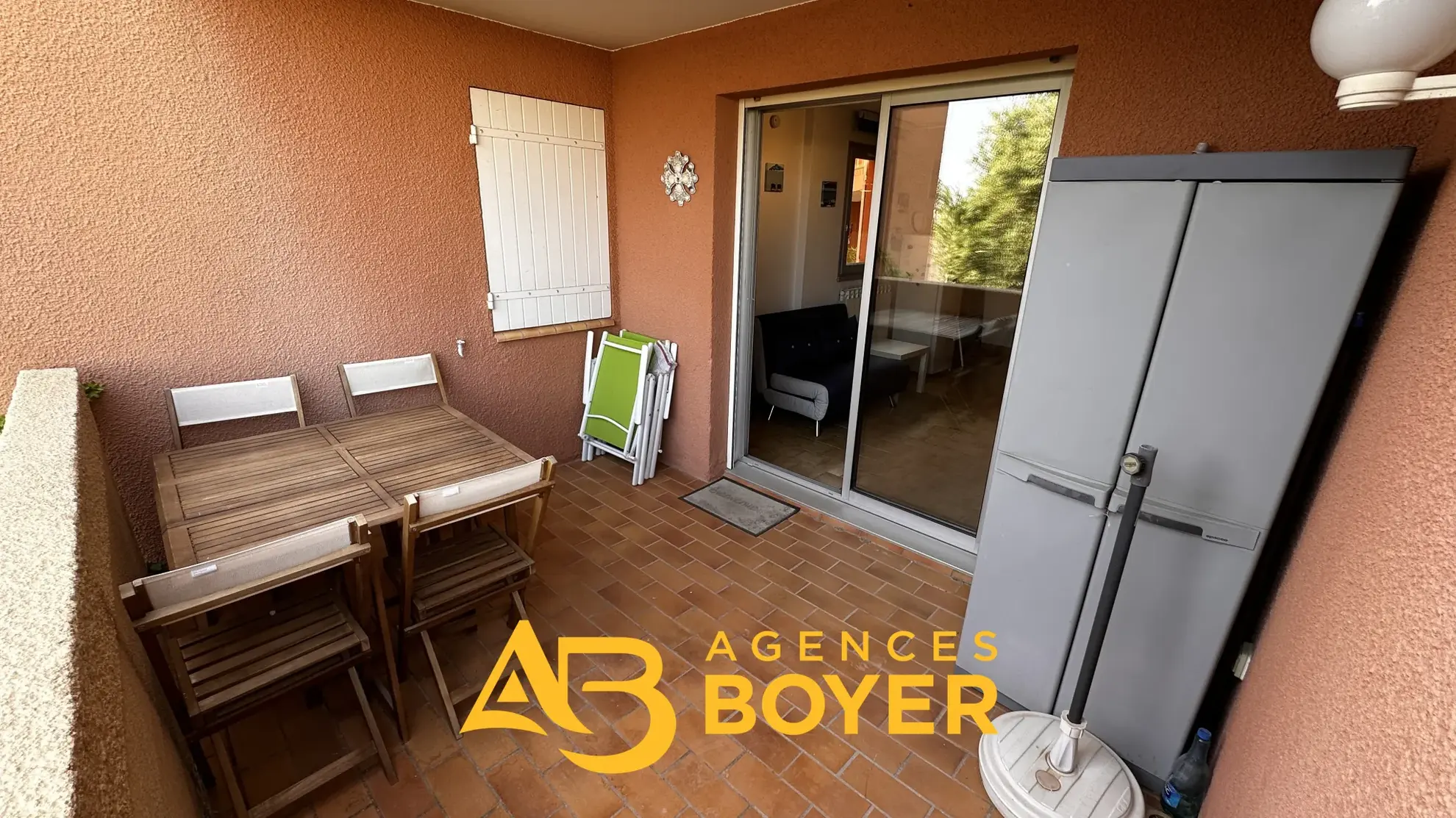 Exclusivité : Appartement T2 avec terrasse et parking à Bandol 