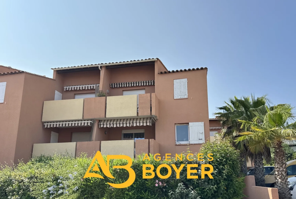 Exclusivité : Appartement T2 avec terrasse et parking à Bandol 