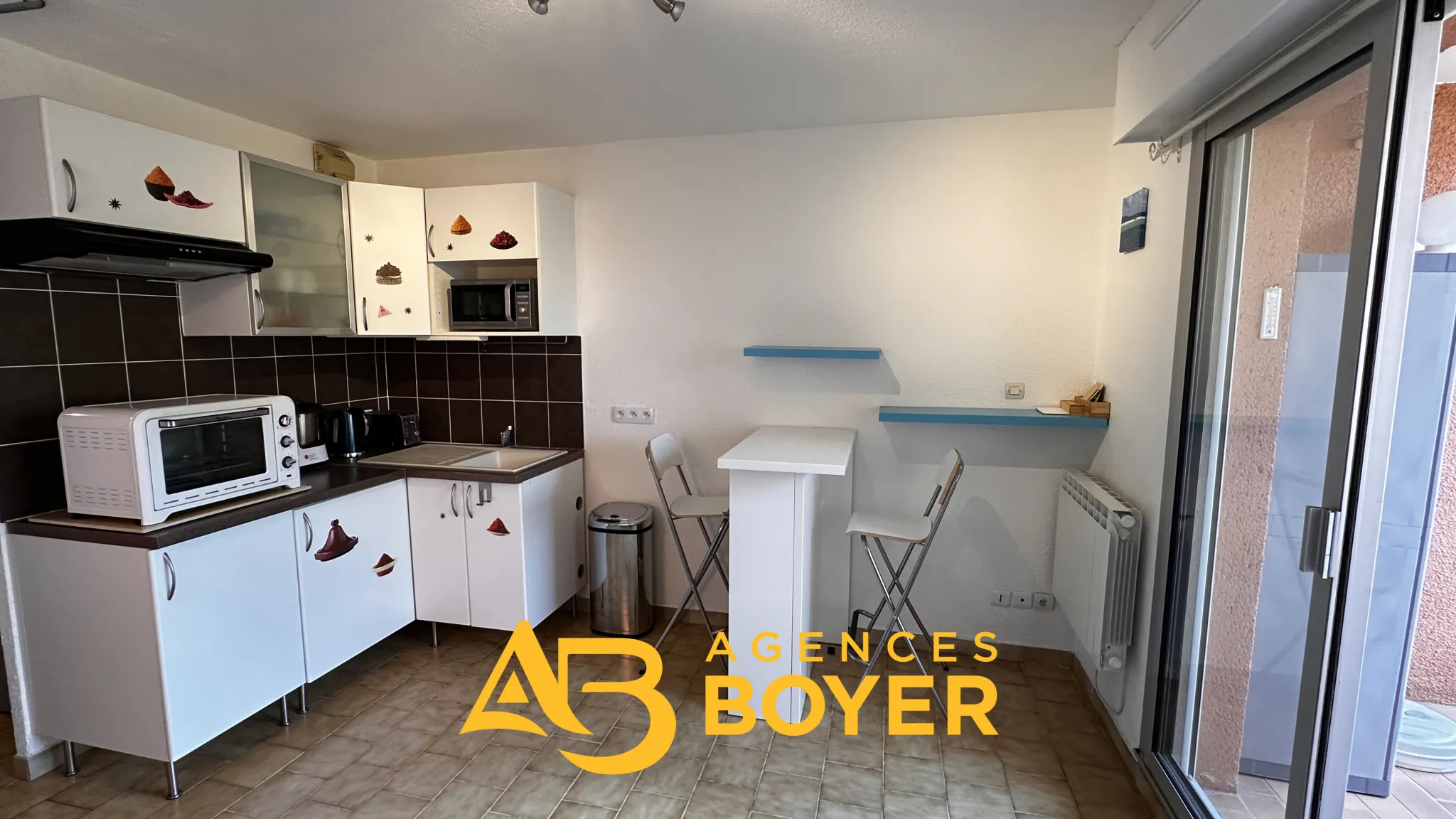 Exclusivité : Appartement T2 avec terrasse et parking à Bandol 