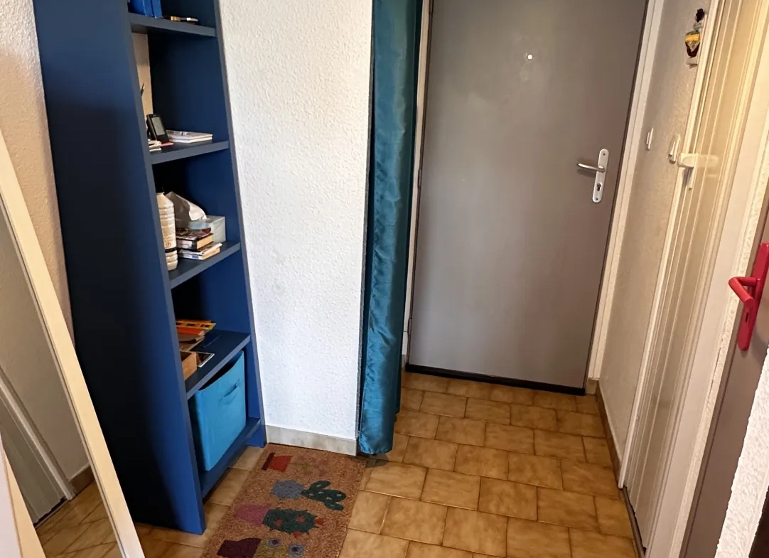 Exclusivité : Appartement T2 avec terrasse et parking à Bandol 
