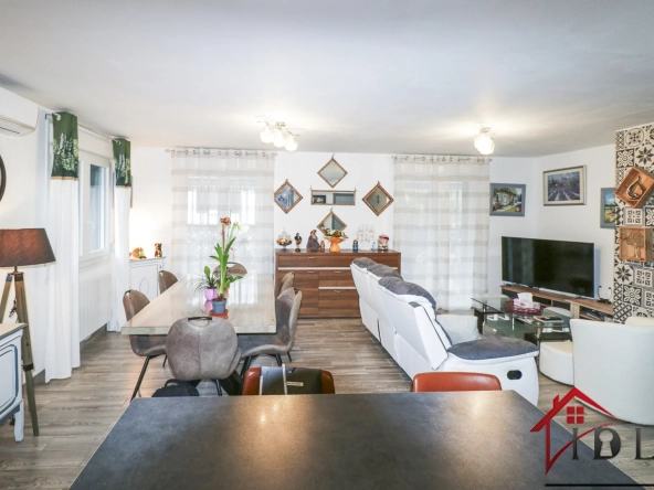 Maison de 145 m² avec 3 chambres et jardin à Granges-Aumontzey 