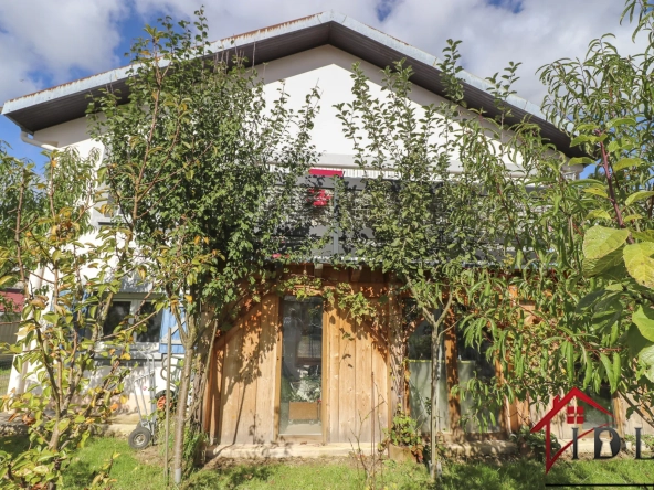 Maison de 145 m² avec 3 chambres et jardin à Granges-Aumontzey 