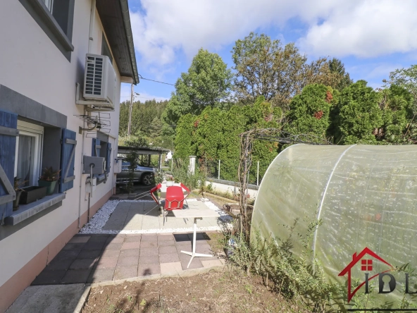 Maison de 145 m² avec 3 chambres et jardin à Granges-Aumontzey 