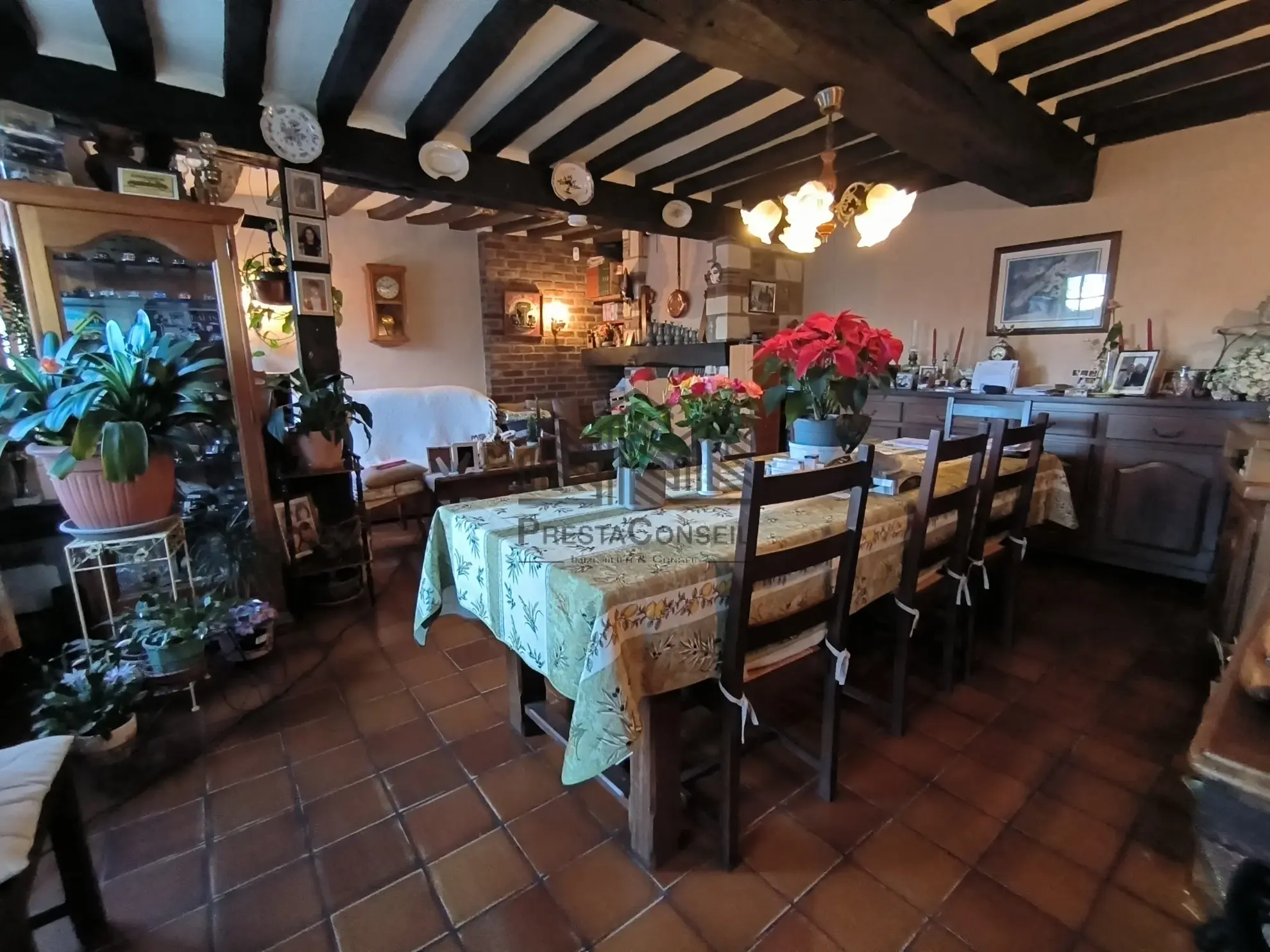 Maison à vendre à Orival – Viager occupé avec jardin de 1200 m² 