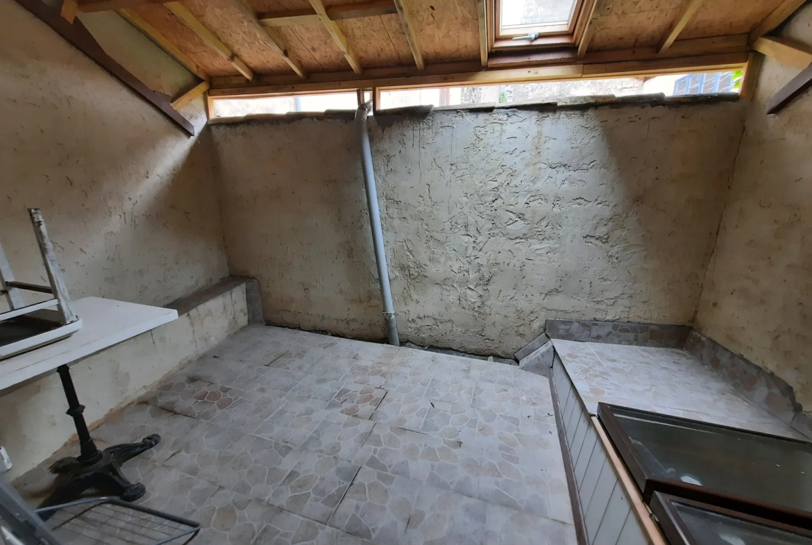 Maison de village à Monségur avec vue dégagée et 3 chambres - Idéal investissement ou premier achat 