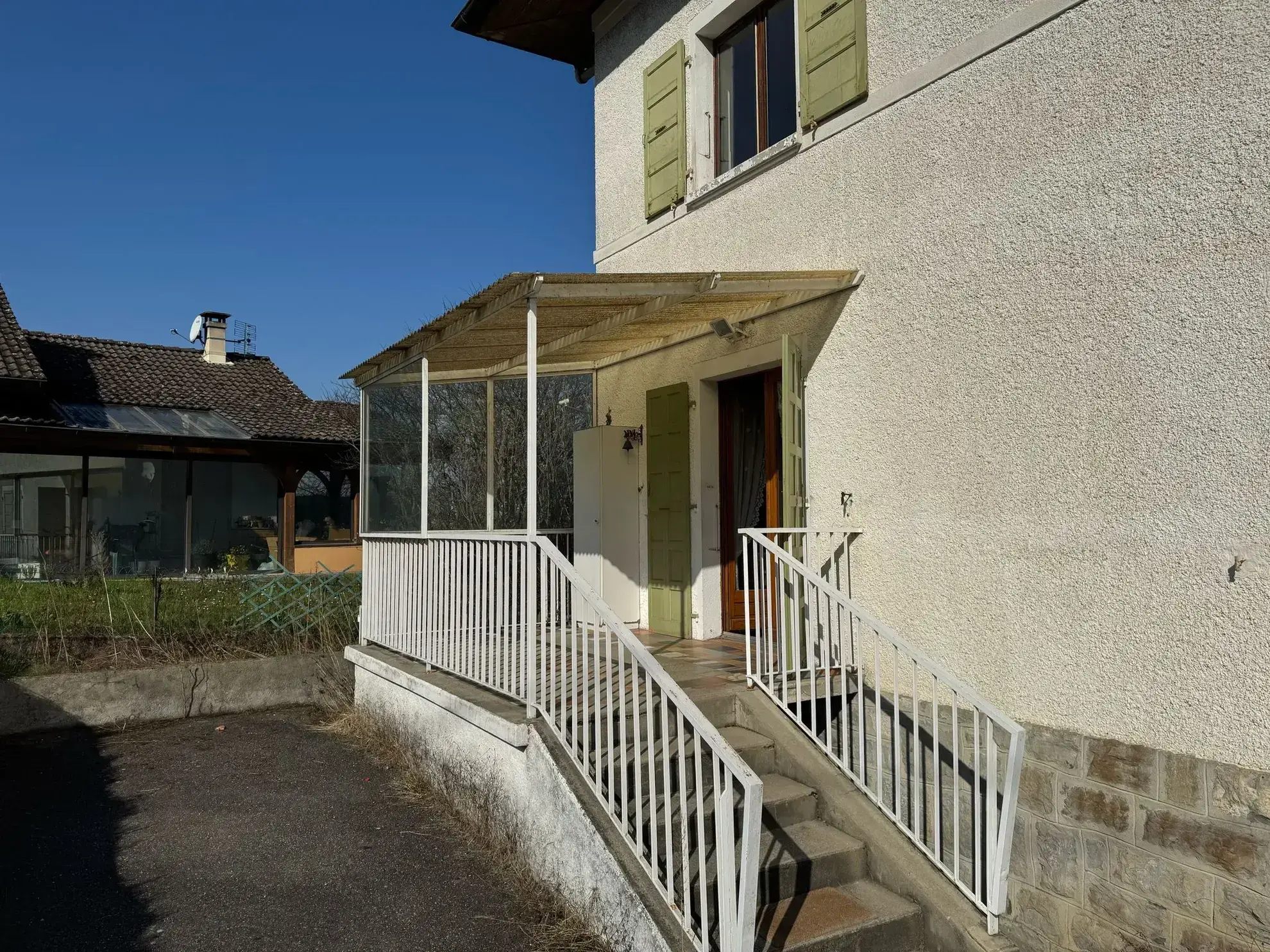 Appartement T3 avec jardin privé et vue lac à Lugrin près d'Evian 