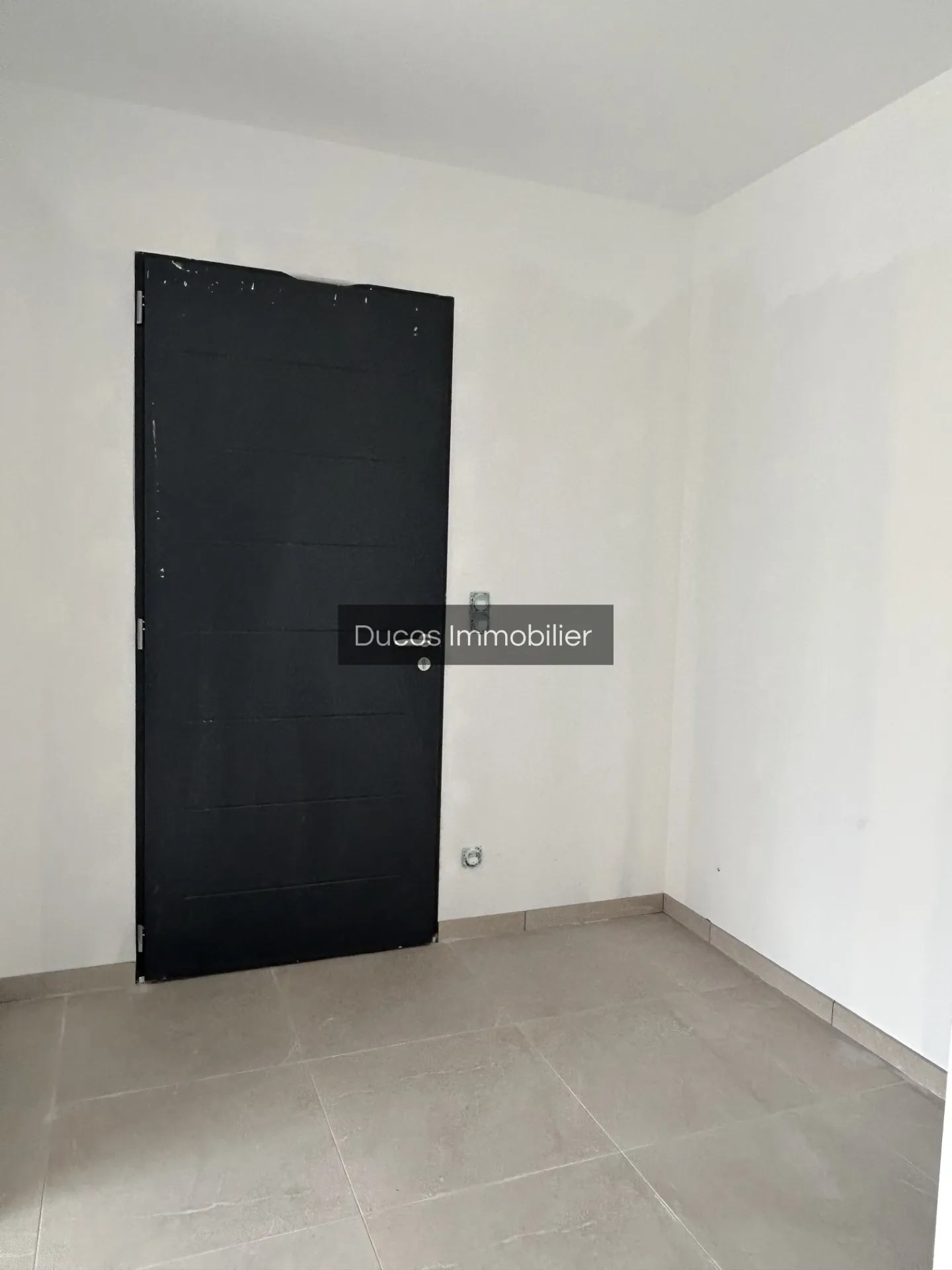 Maison neuve à vendre à Sainte Bazeille proche Marmande, 3 chambres, terrasse, jardin 