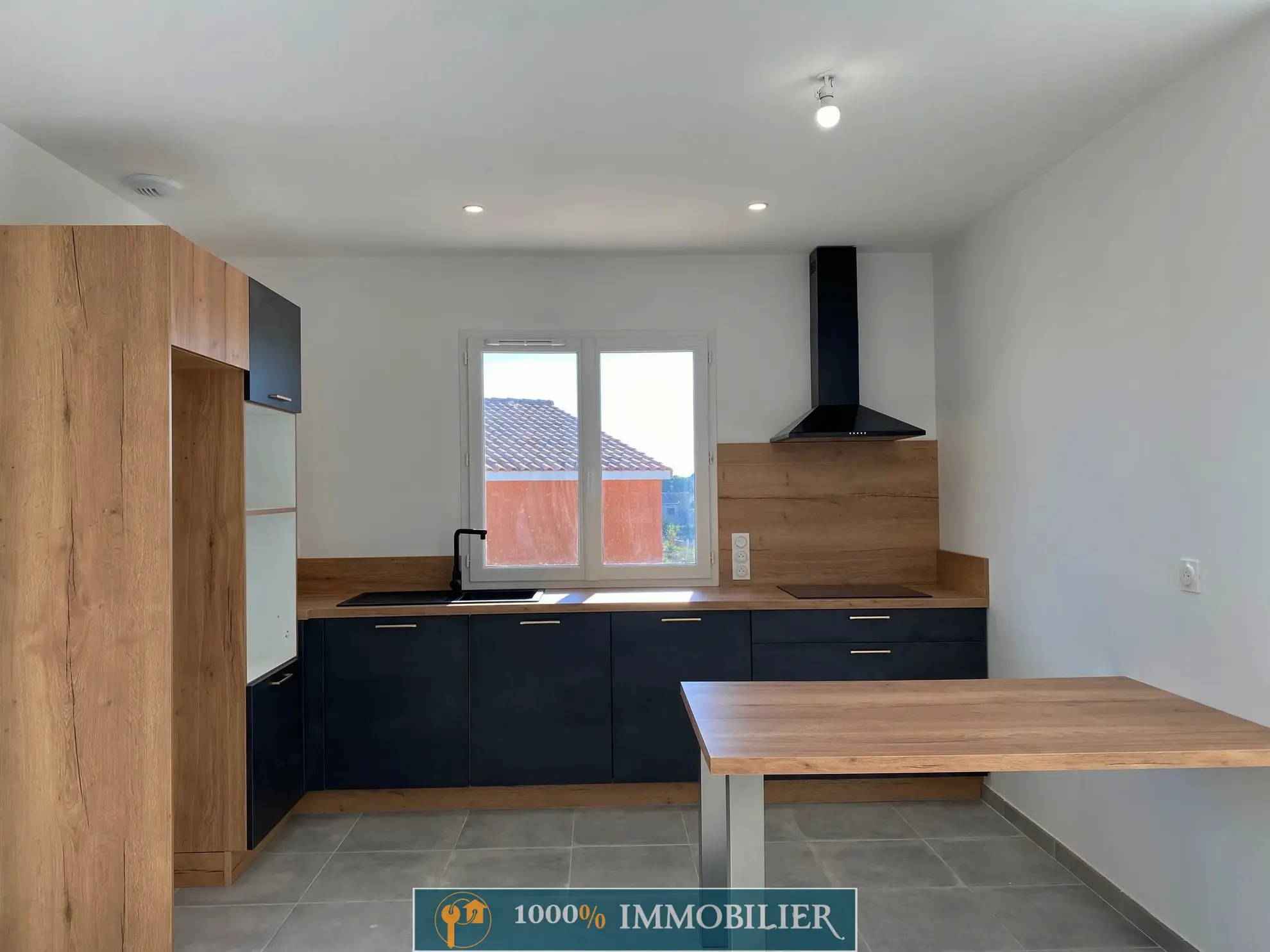 Villa neuve de 98 m² avec garage à Pouzolles - Terrasse et jardin piscinable 